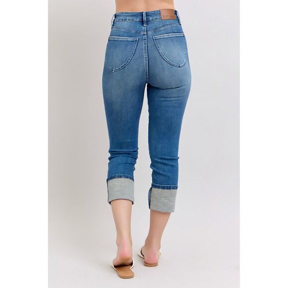 NWT Judy Blue Tummy Control Cuffed Capris, Cuff or Uncuff, Shield Back Pockets - Picture 5 of 6